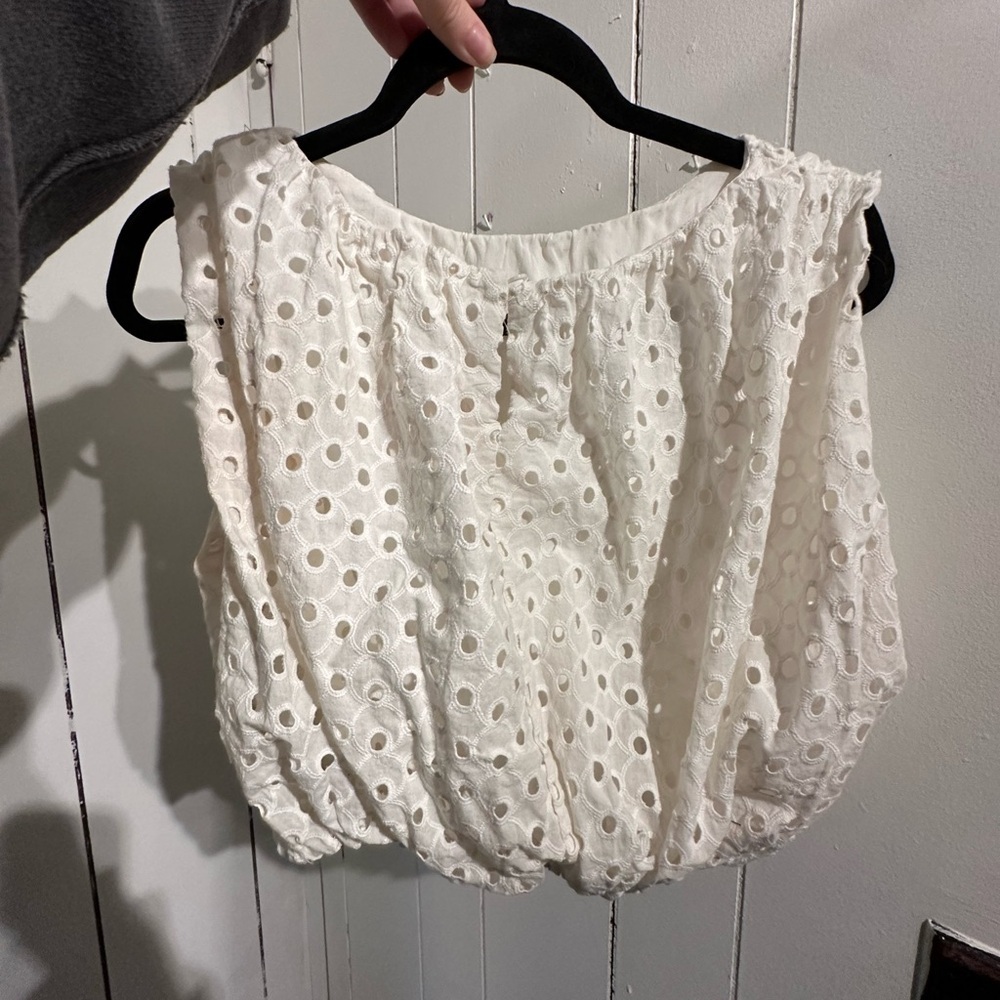 ANTHROPOLOGIE cropped White Eyelet Women's Top